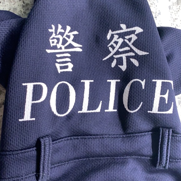 🚨🐾 PAWS & ORDER: Adorable Small Dog Police Officer Costume 🐾🚨 - Picture 4 of 6